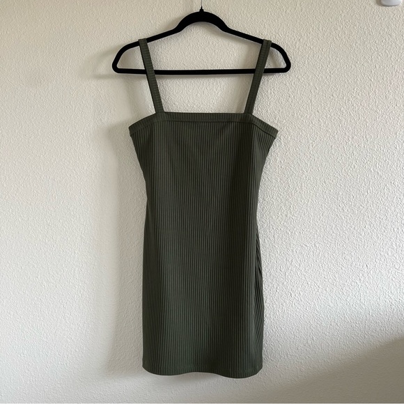 Lovers & Friends Bradian Dress - Picture 2 of 7